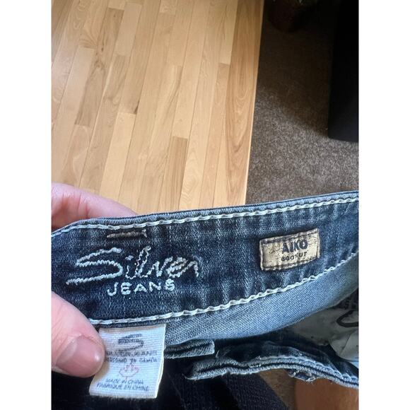 Silver Jeans Aiko Bootcut Jean - Picture 2 of 6